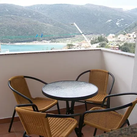 Apartament Dolores *